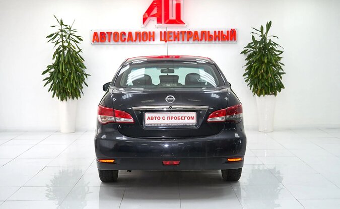 Nissan Almera