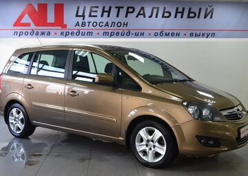 Opel Zafira Вид 3
