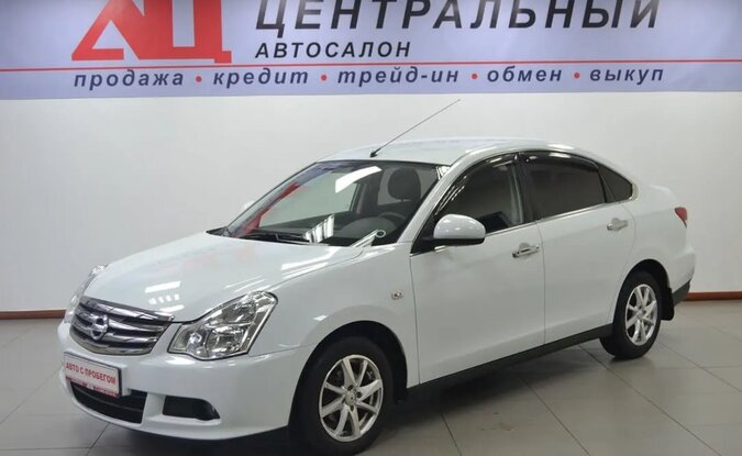 Nissan Almera