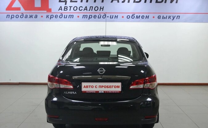 Nissan Almera