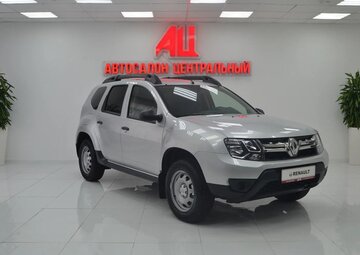 Renault Duster Вид 2