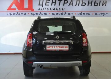 Renault Duster Вид 4